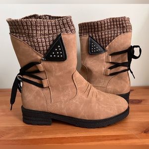 Women’s Winter Boots. Size 8. Brand New.